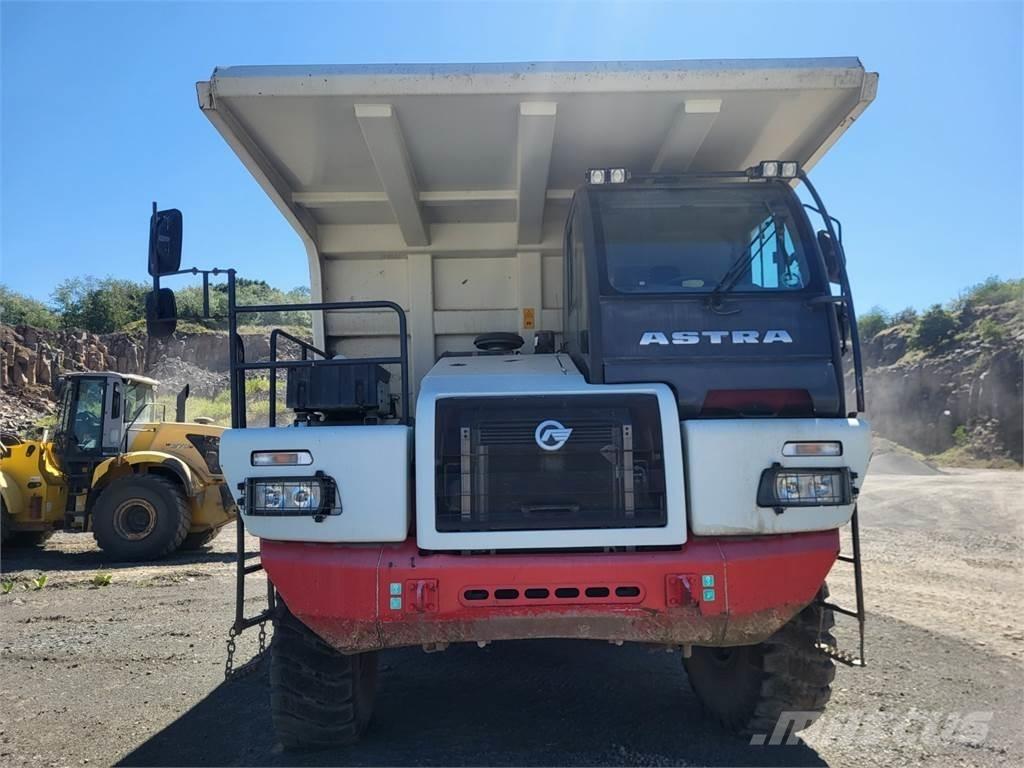 Astra RD32 Самоскиди
