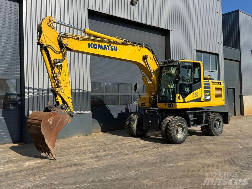 Komatsu PW180-11 Колісні екскаватори