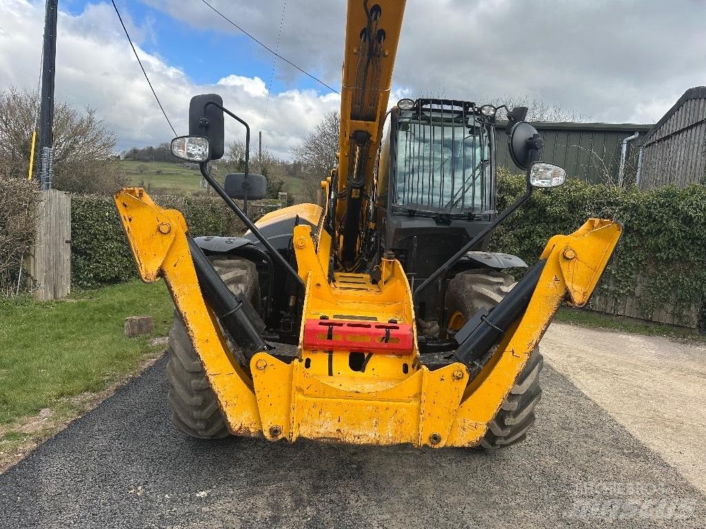 JCB 540-170 Телескопічні навантажувачі