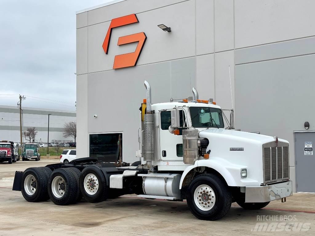 Kenworth T 800 Тягачі