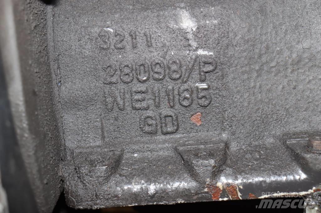 Huddig 960 Екскаватори-навантажувачі