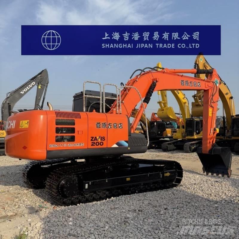 Hitachi ZX 200 Гусеничні екскаватори