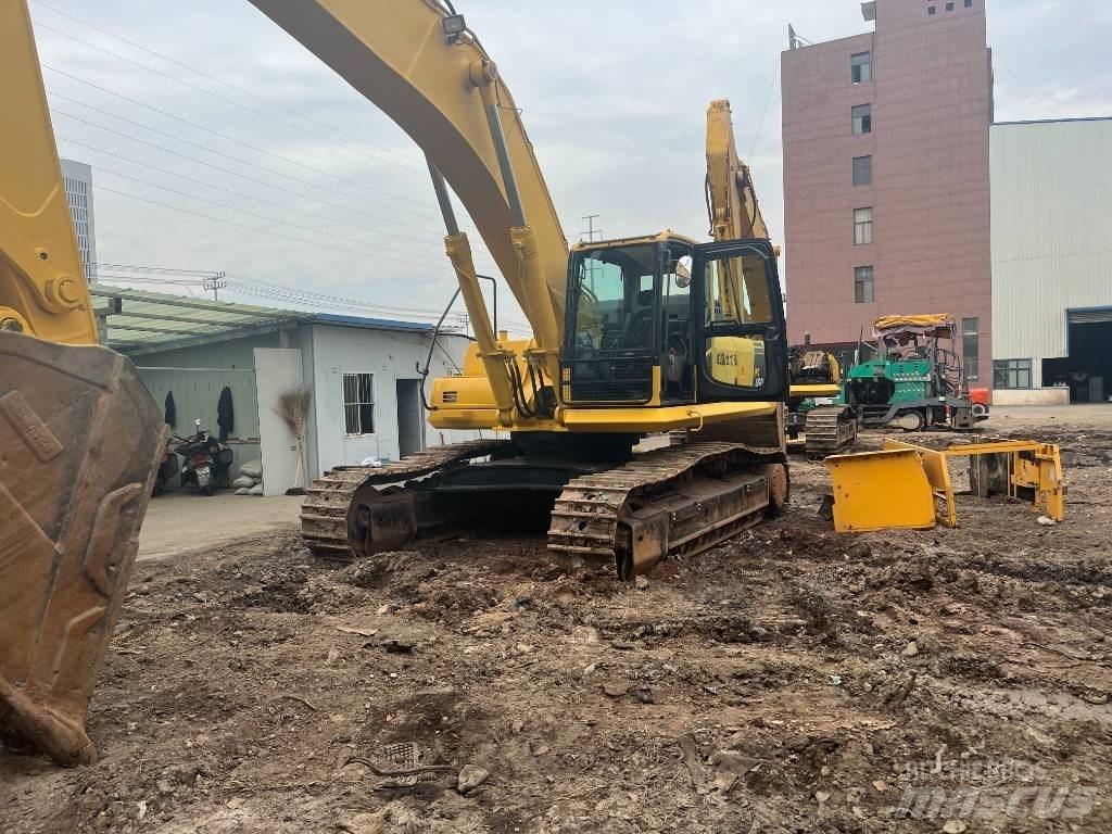 Komatsu PC450-8 Гусеничні екскаватори