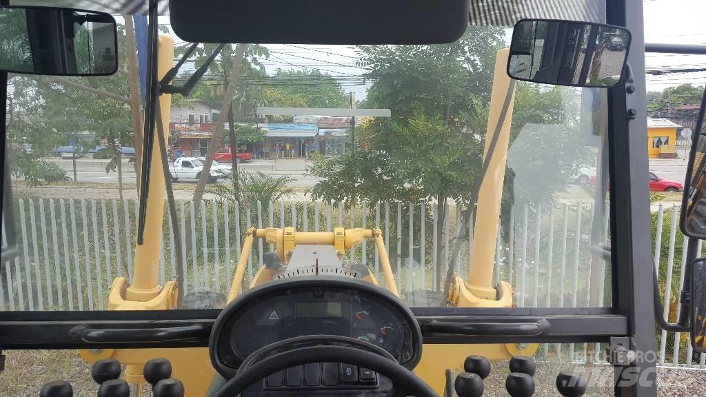 Volvo G930 Грейдери