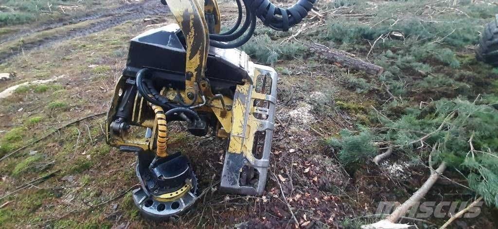 John Deere 1270 E Харвестери