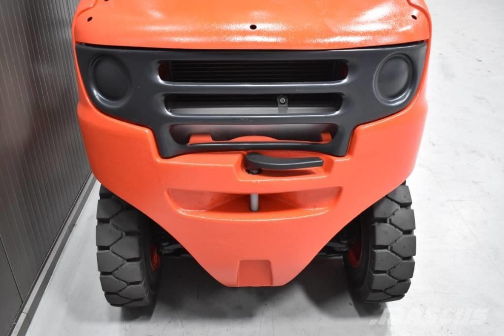 Linde H 25 T Газові навантажувачі