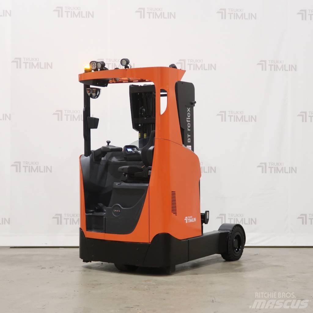 Toyota RRE160HR Річ-трак із високим підйомом