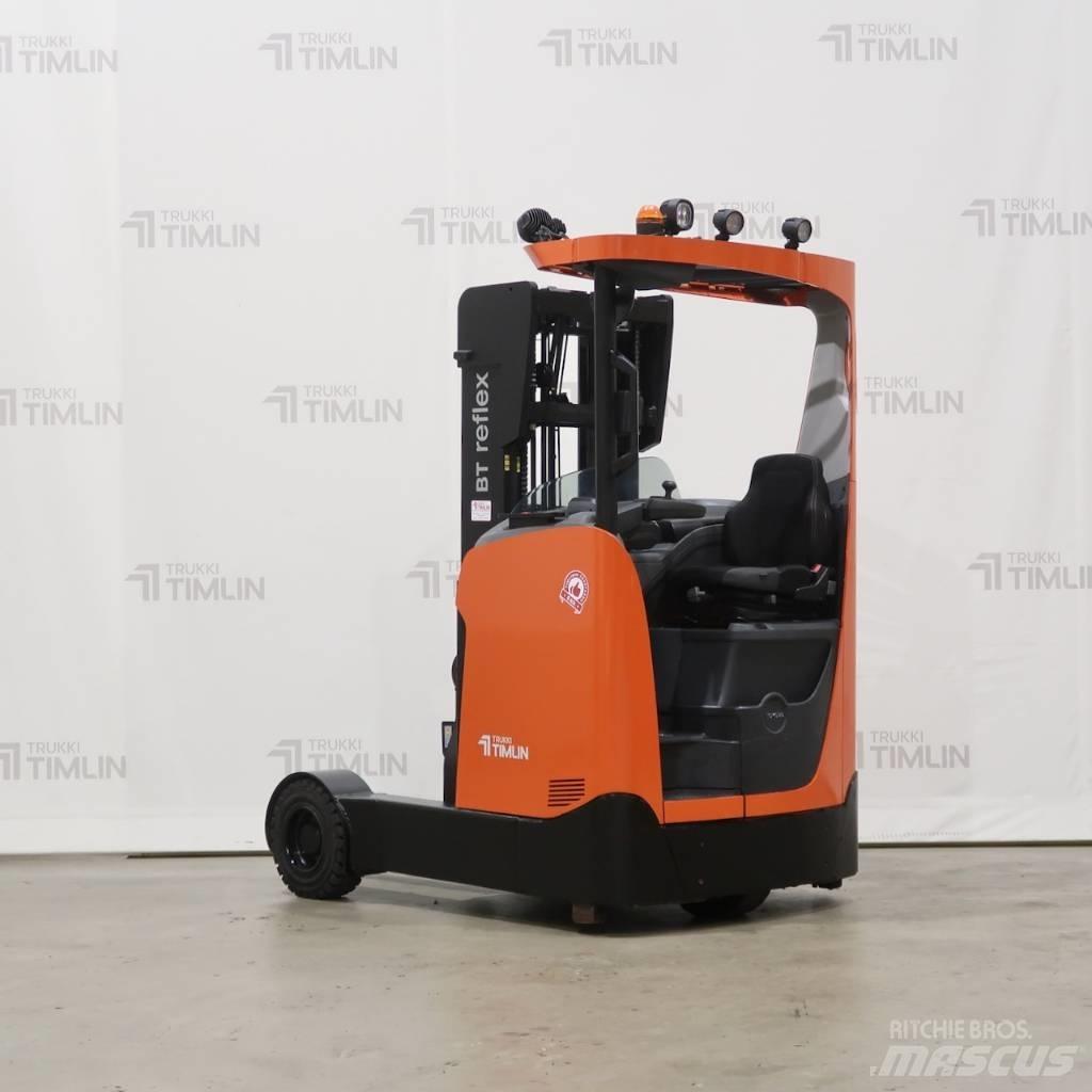 Toyota RRE160HR Річ-трак із високим підйомом