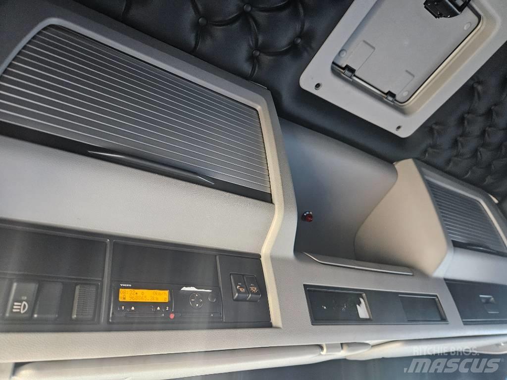 Volvo FM11 Фургони