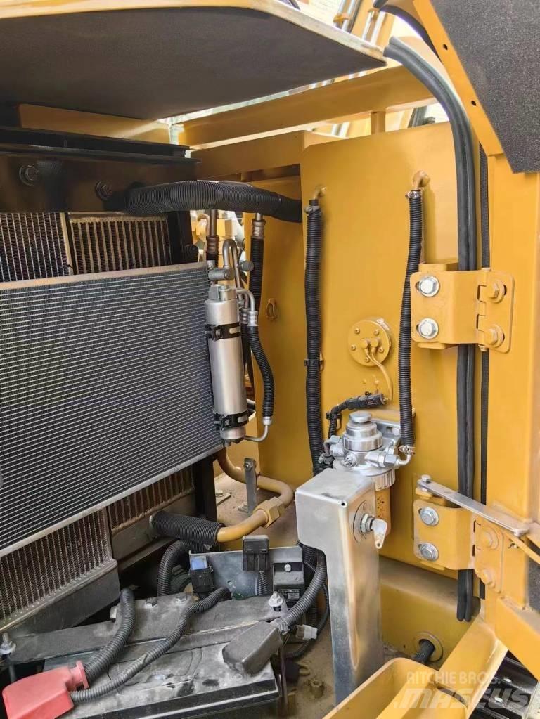 CAT 307E2 Міні-екскаватори < 7т