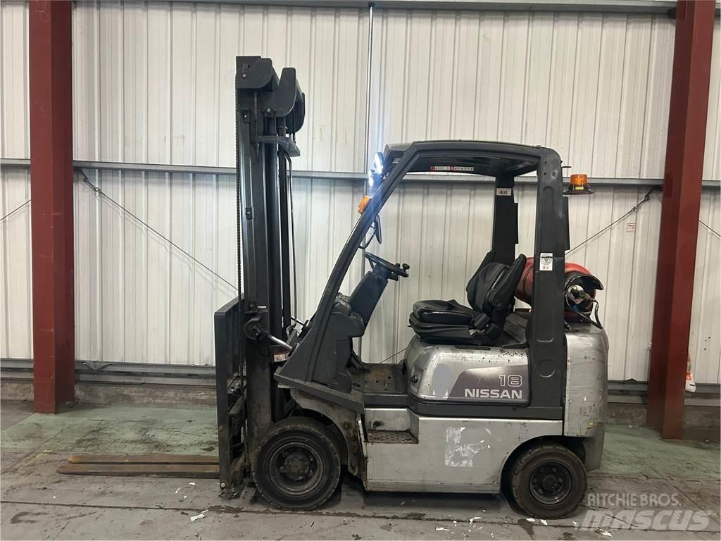 Nissan P1D1A18LQ Газові навантажувачі