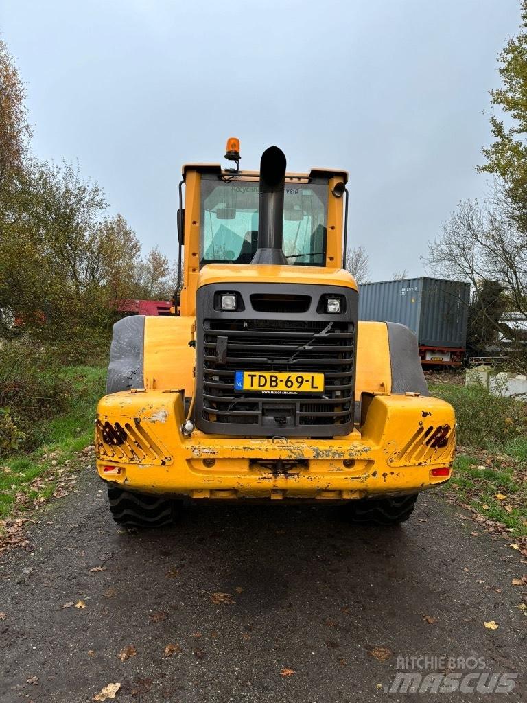 Volvo L 90 F Фронтальні навантажувачі