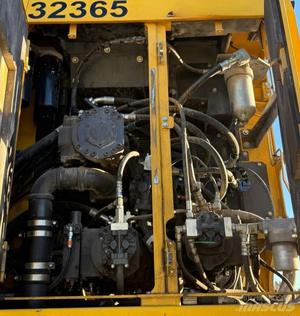 Komatsu PC 1250 -11EO Гусеничні екскаватори