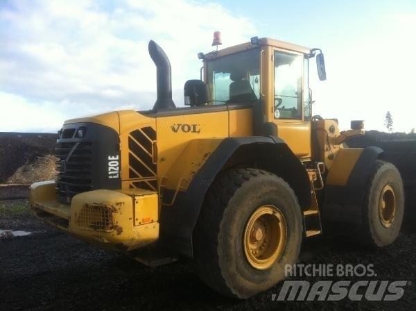 Volvo L120E Фронтальні навантажувачі