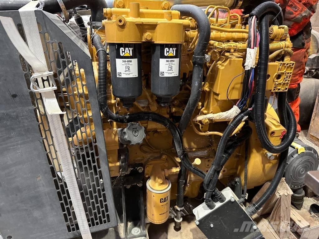 CAT C4.4 Двигуни