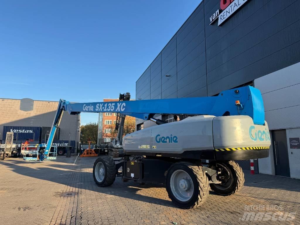 Genie SX 135 XC Телескопічні підйомники