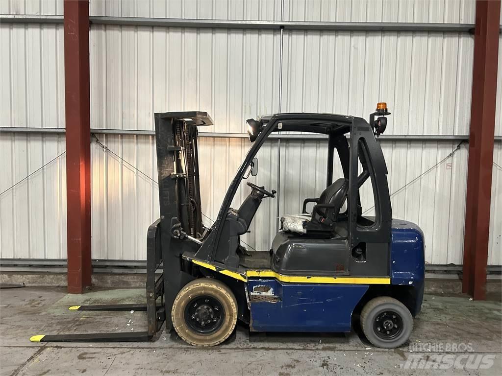 Nissan Y1D2A25Q Дизельні навантажувачі