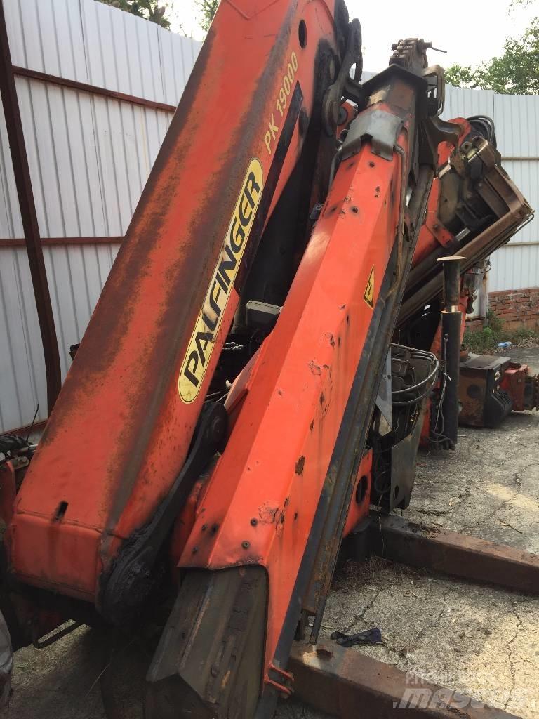 Palfinger PK19000D Крани вантажників