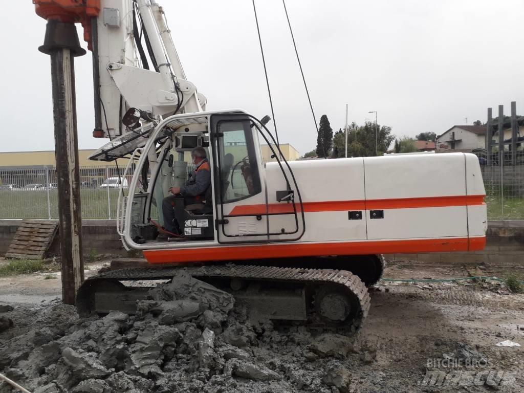 Soilmec R210 Копрові установки