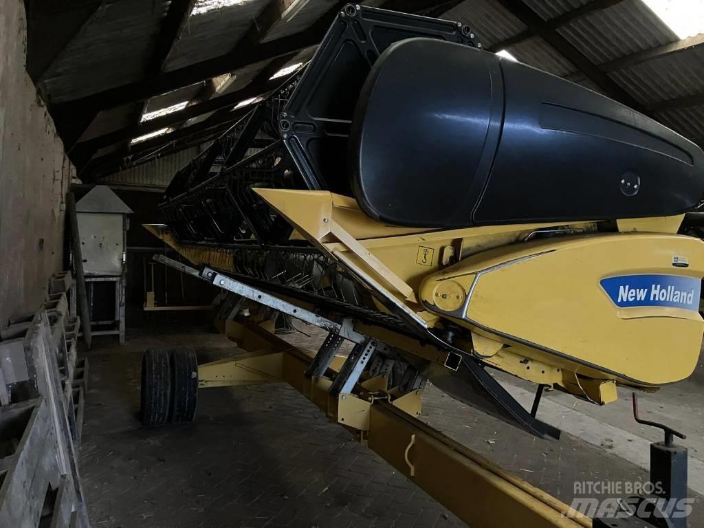 New Holland CS 6080 Зернозбиральні комбайни