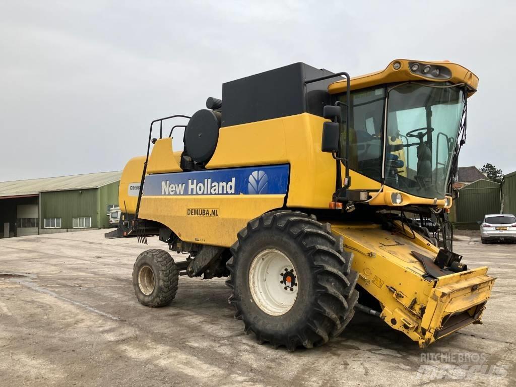New Holland CS 6080 Зернозбиральні комбайни