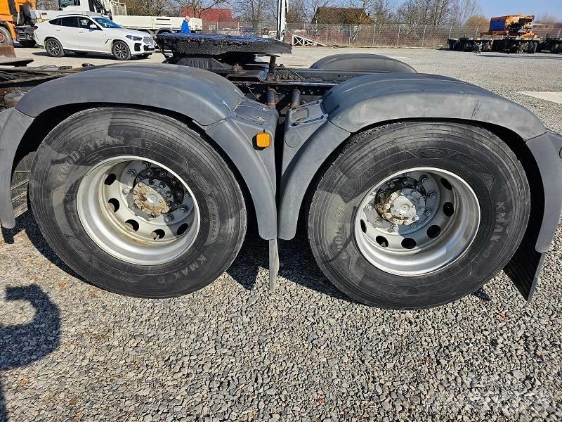 MAN TGX 33.540 Тягачі