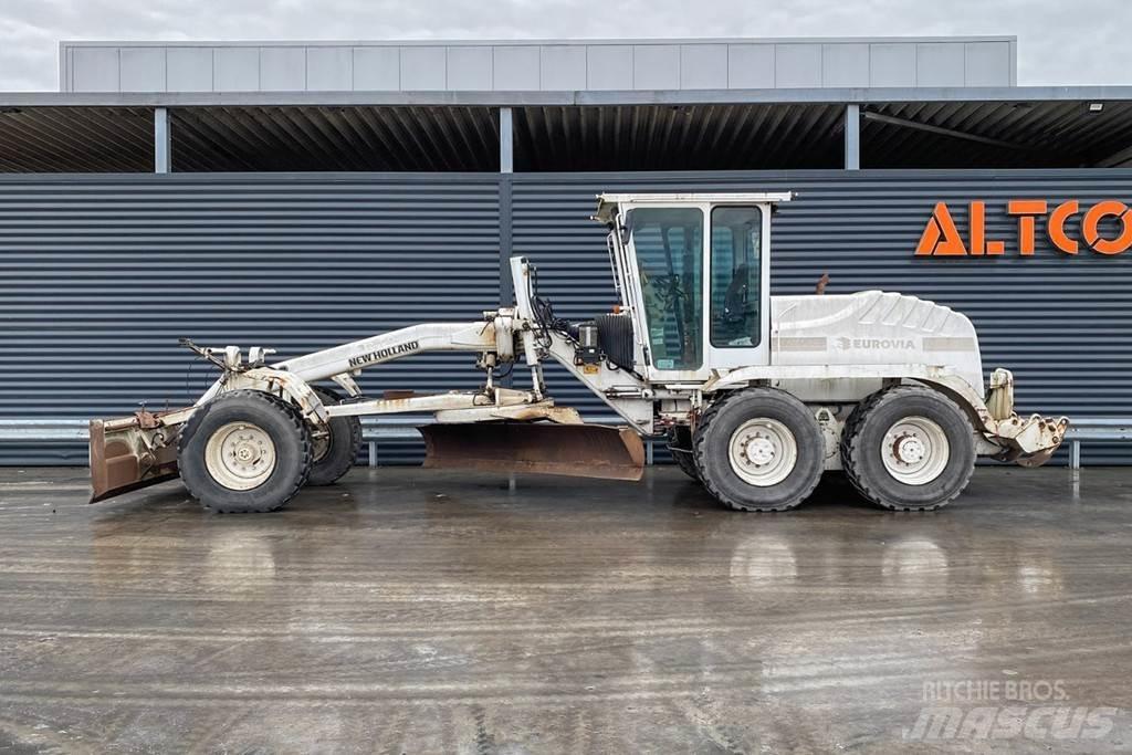 New Holland F156.6 Грейдери
