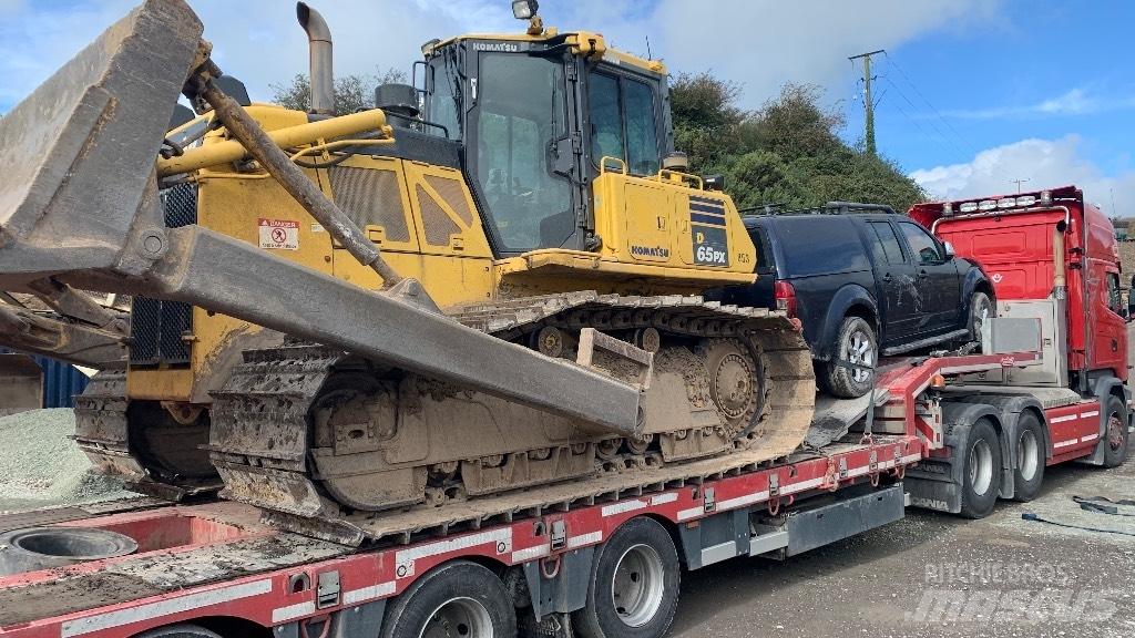Komatsu D 65 PX-17 Зчленовані самоскиди