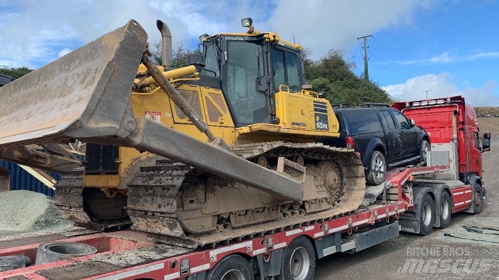 Komatsu D 65 PX-17 Зчленовані самоскиди
