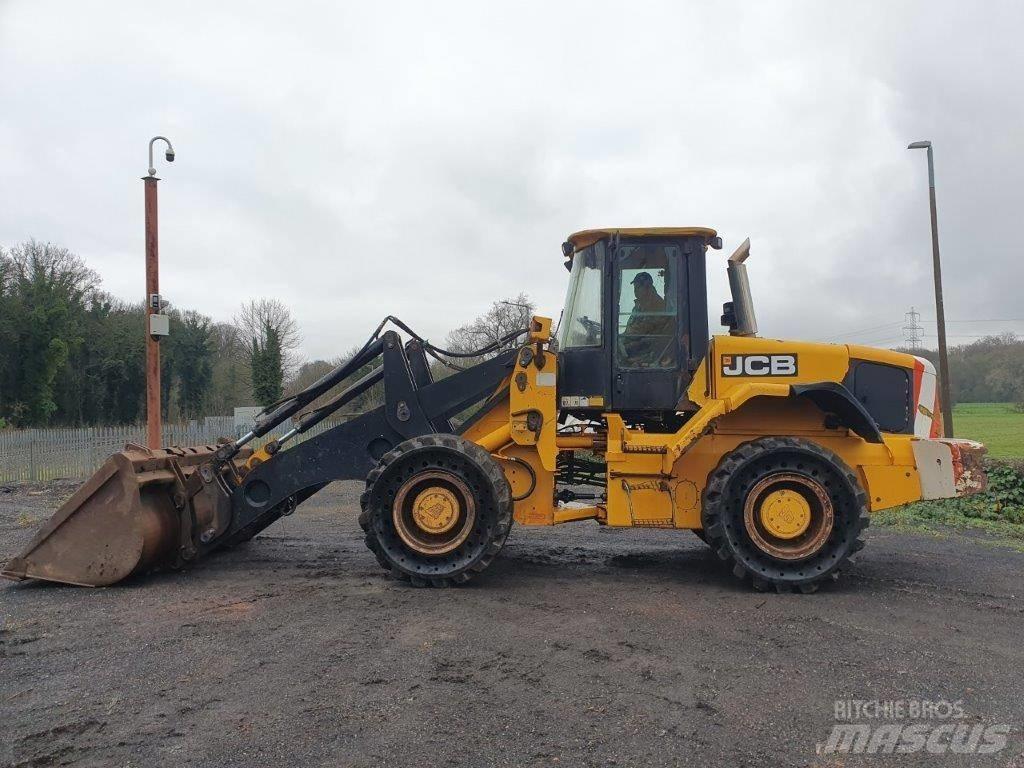 JCB 436 Wastemaster Фронтальні навантажувачі