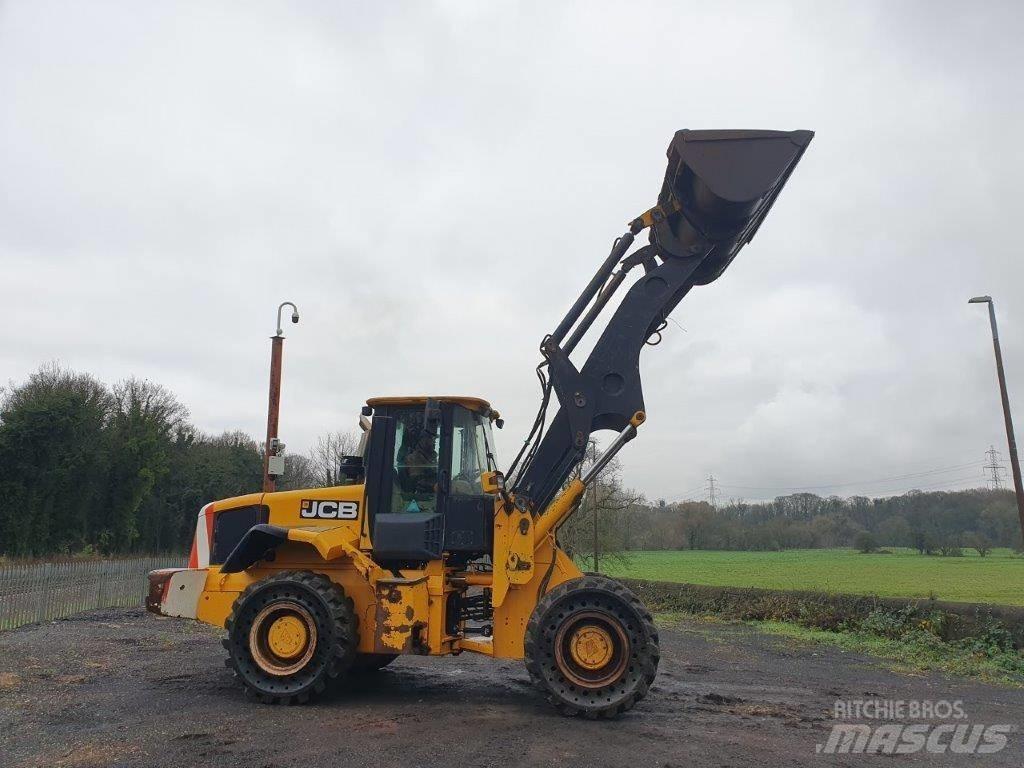 JCB 436 Wastemaster Фронтальні навантажувачі