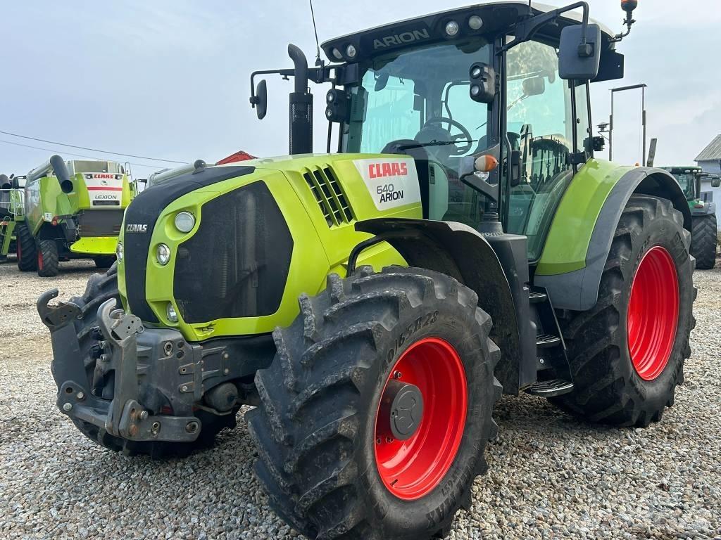 CLAAS Arion 640 Трактори