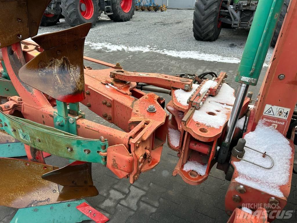 Kverneland EG100 Звичайні плуги