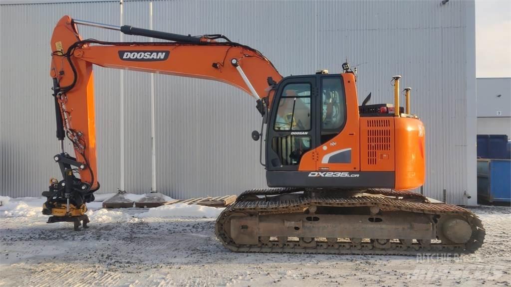 Doosan DX235LCR-5 Гусеничні екскаватори