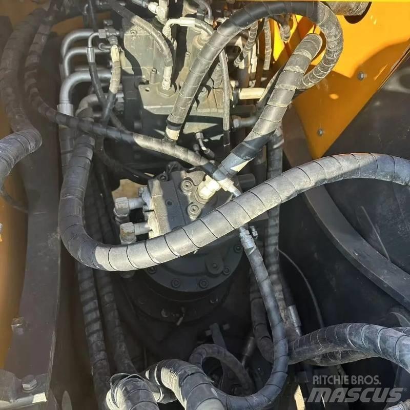 Hyundai R225 Гусеничні екскаватори