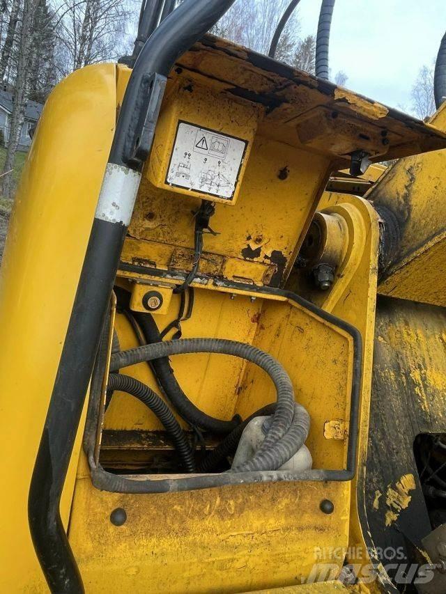 JCB JS 200 LC Гусеничні екскаватори