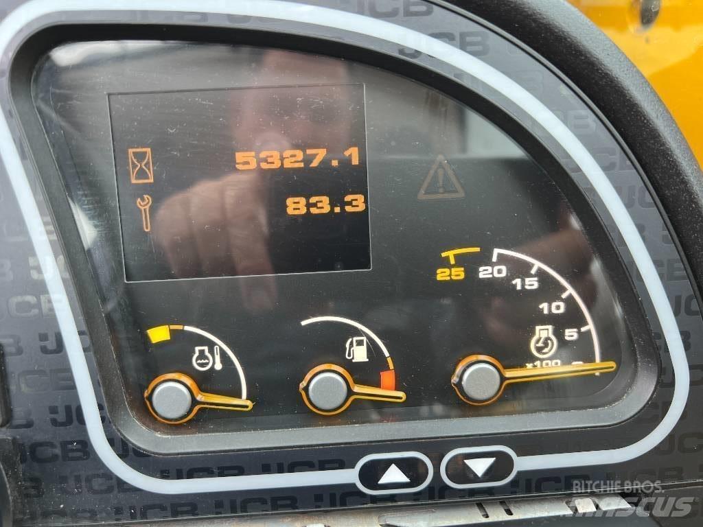 JCB 540-170 Телескопічні навантажувачі