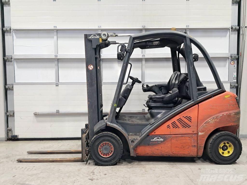 Linde H25D-02 Дизельні навантажувачі