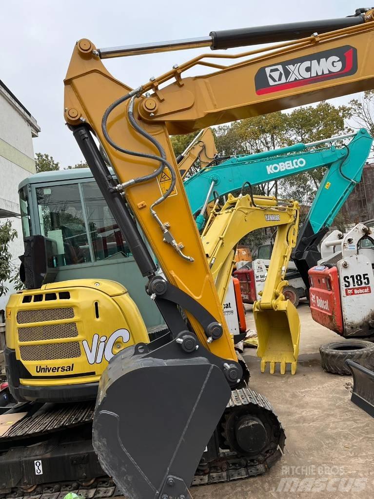 XCMG XE 75 D Середні екскаватори 7т. - 12т.