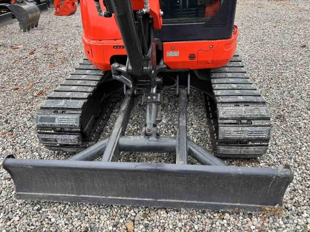 Kubota U 40 Міні-екскаватори < 7т