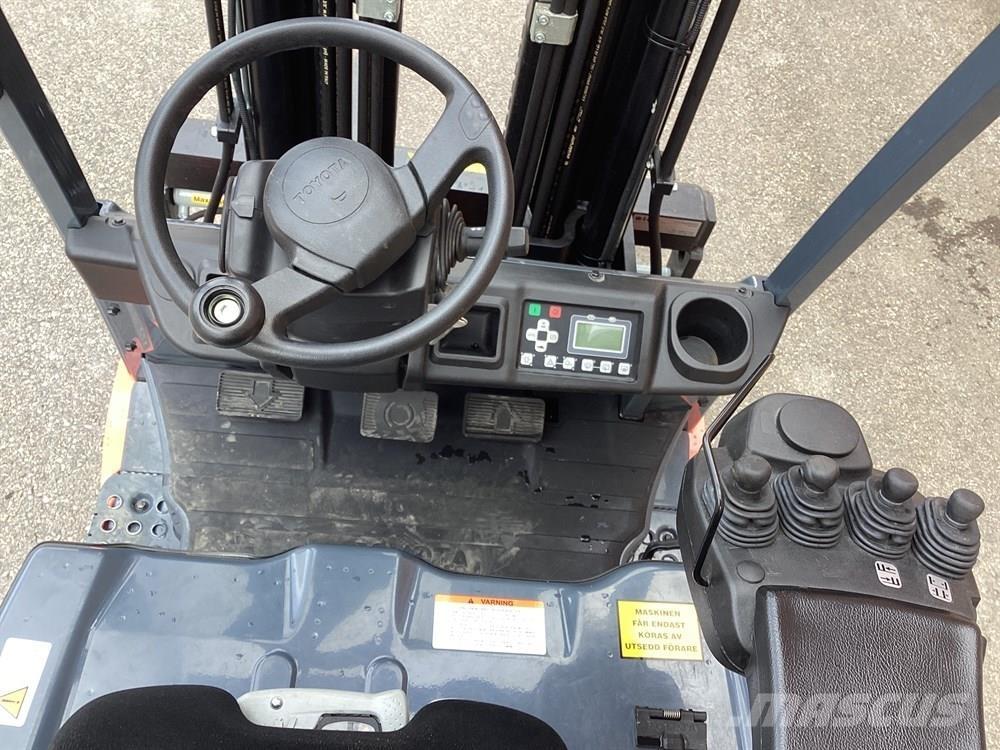 Toyota 8FBEK16T Електронавантажувачі