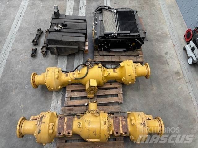CAT 938 Фронтальні навантажувачі