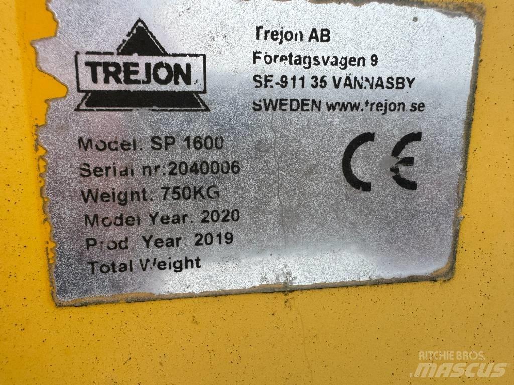 Optimal SP 1600 Розсіювачі солі та піску