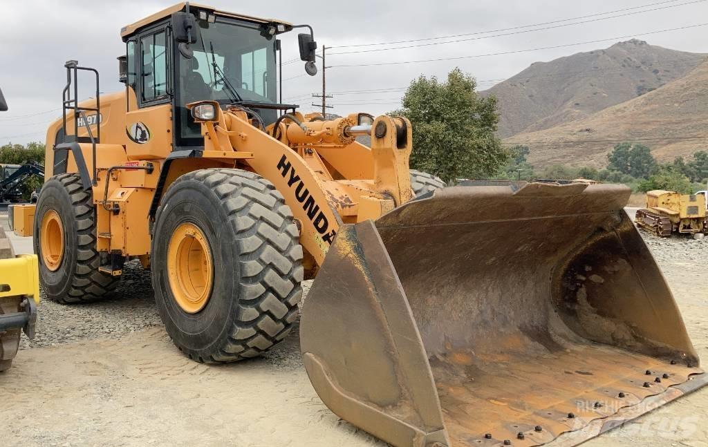 Hyundai HL970 Фронтальні навантажувачі