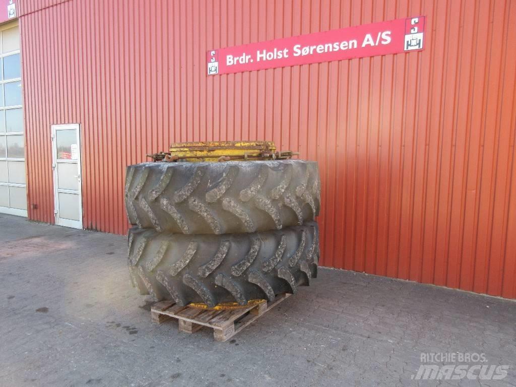 Firestone 20.8-38 Колеса