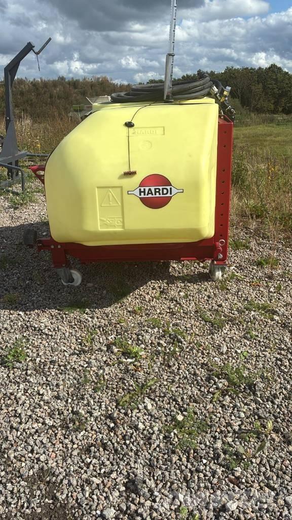 Hardi Fronttank Навісні обприскувачі