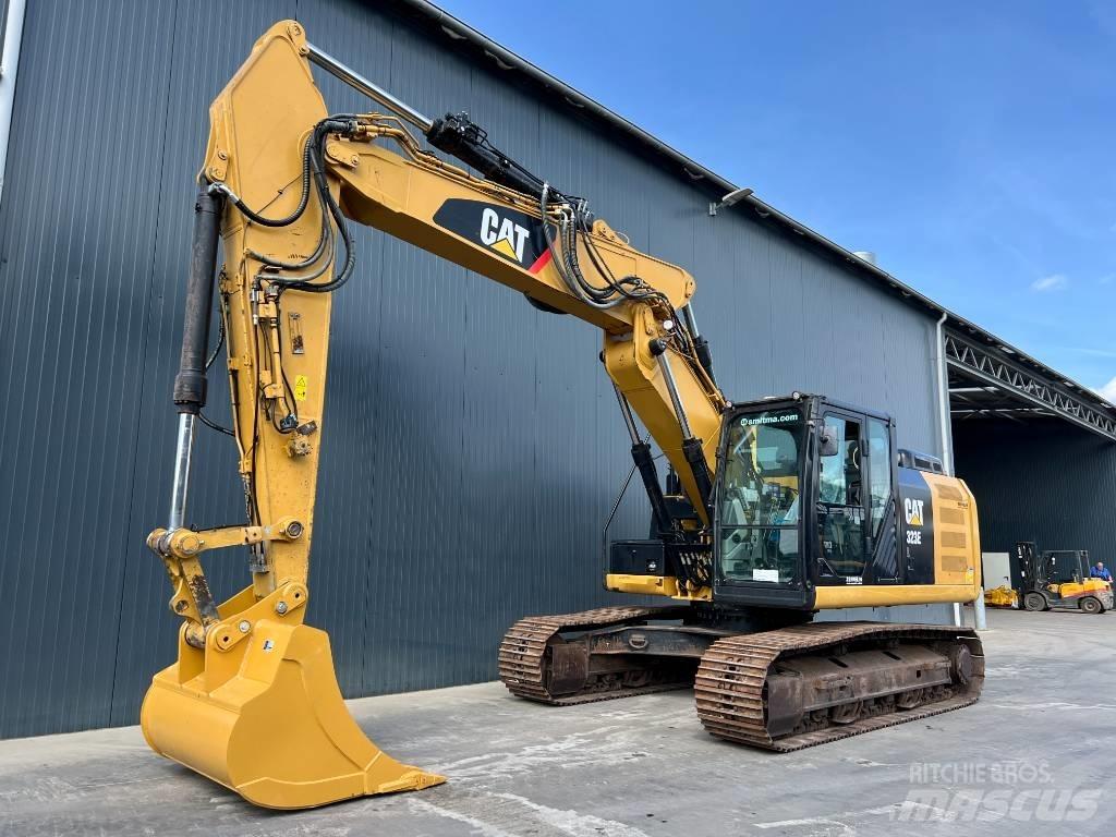 CAT 323EL VA Гусеничні екскаватори
