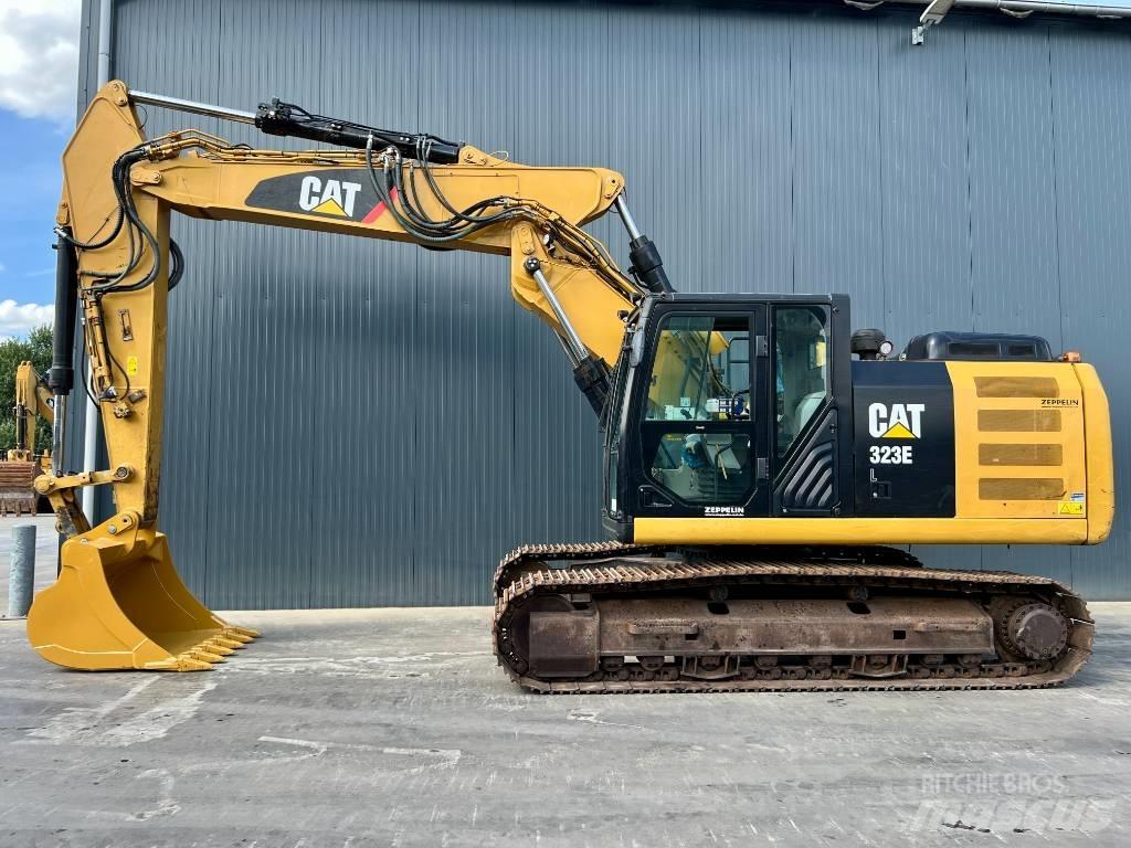 CAT 323EL VA Гусеничні екскаватори