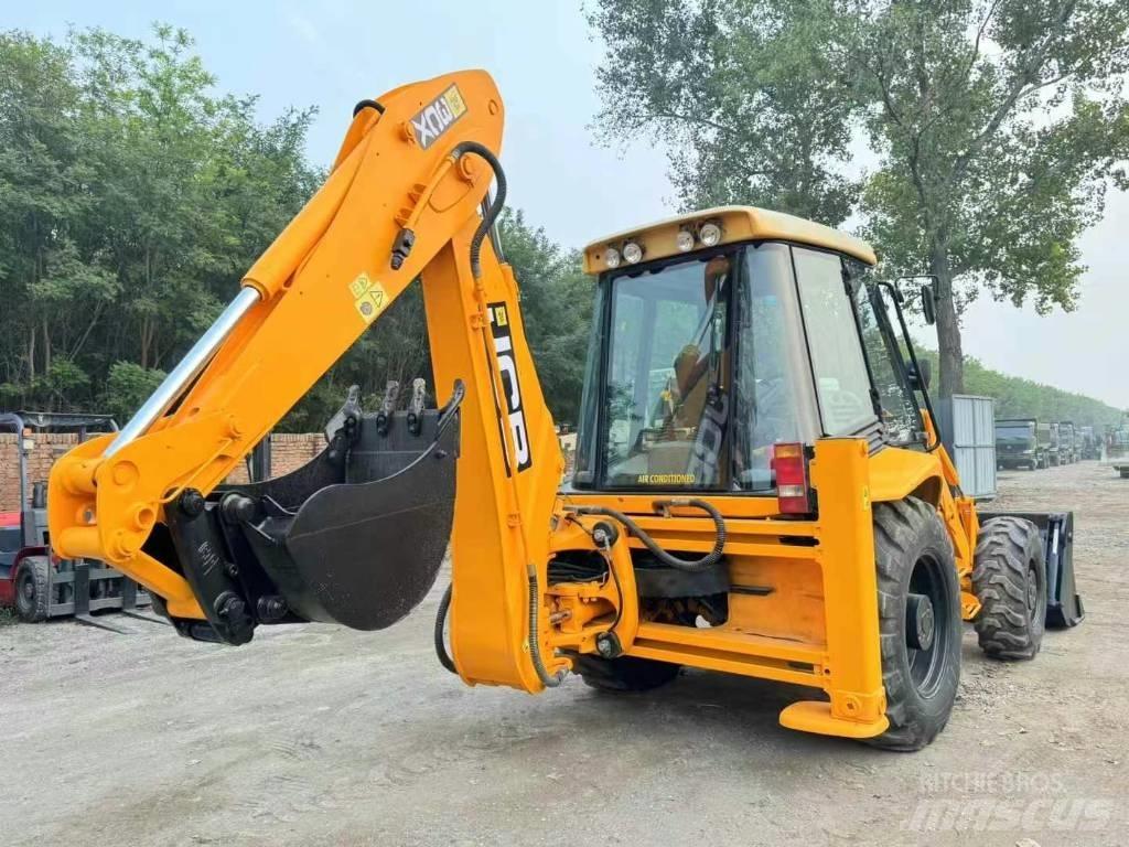 JCB 3 CX Екскаватори-навантажувачі