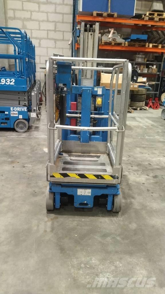 Genie GR 20 Вертикальні щоглові підйомники
